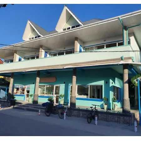 La Digue Self-Catering Apartments-3