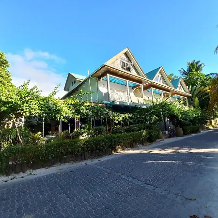 Moonlight Beach Villa-2